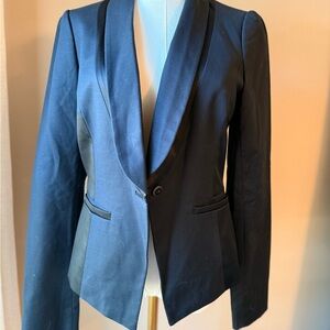 Elevenses Satin Detail Blazer w Green Satin Interior